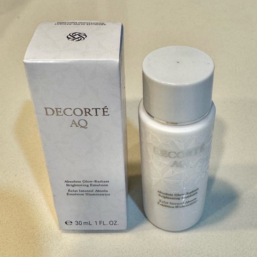 Decorté AQ Absolute Glow Radiant Brightening Emulsion 30ml_New
